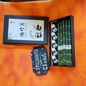Lanhuths Set New in Box 5 Reusable Bamboo Chopsticks 5 Panda Rests